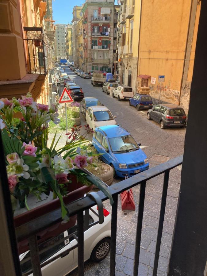 Apartment International Garibaldi * Naples